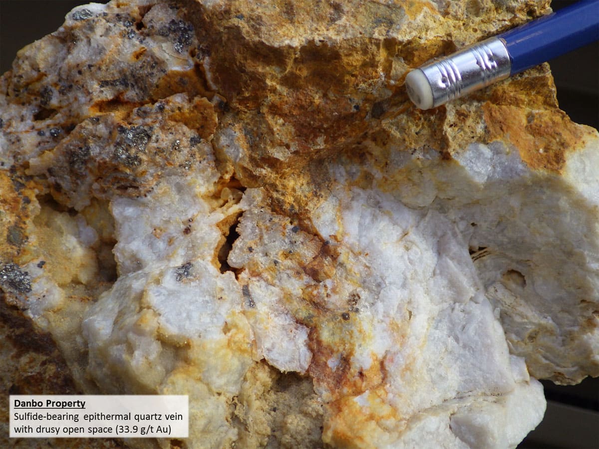 Drusy Quartz Vein with Sulfide